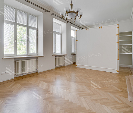 6-и комнатная квартира площадью 350 кв.м.
